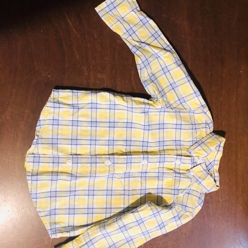 Button up shirt - Picture 3 of 3